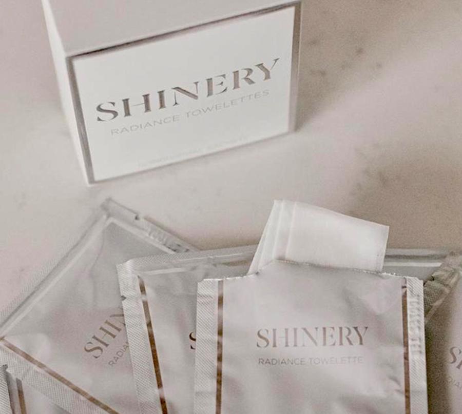 Shinery Radiance Towelettes